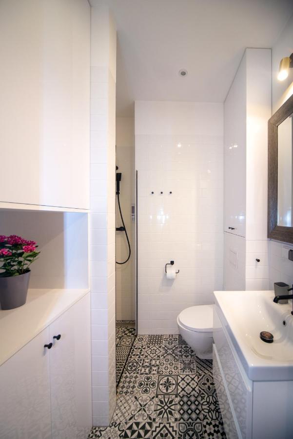 Maya'S Flats & Resorts 61 - Most Milosci Gdańsk Extérieur photo
